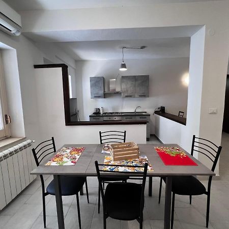 Ferienwohnung Casa Vacanze Febo Palermo Exterior foto
